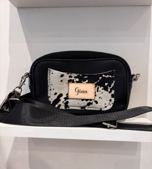 Bandolera negra con bolsillo cuero vaca