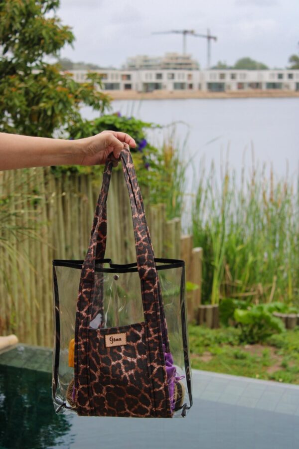 Bolso de playa animal print